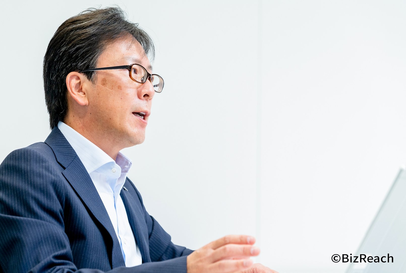 話す林さん