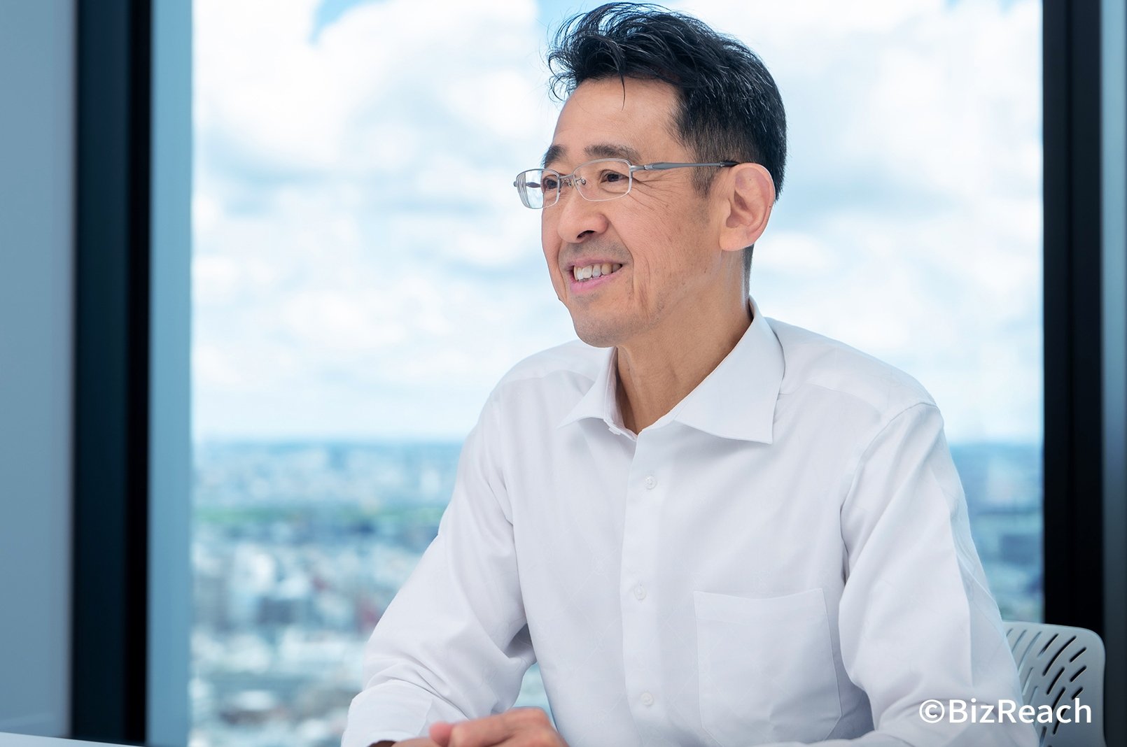 笑顔の西田さん
