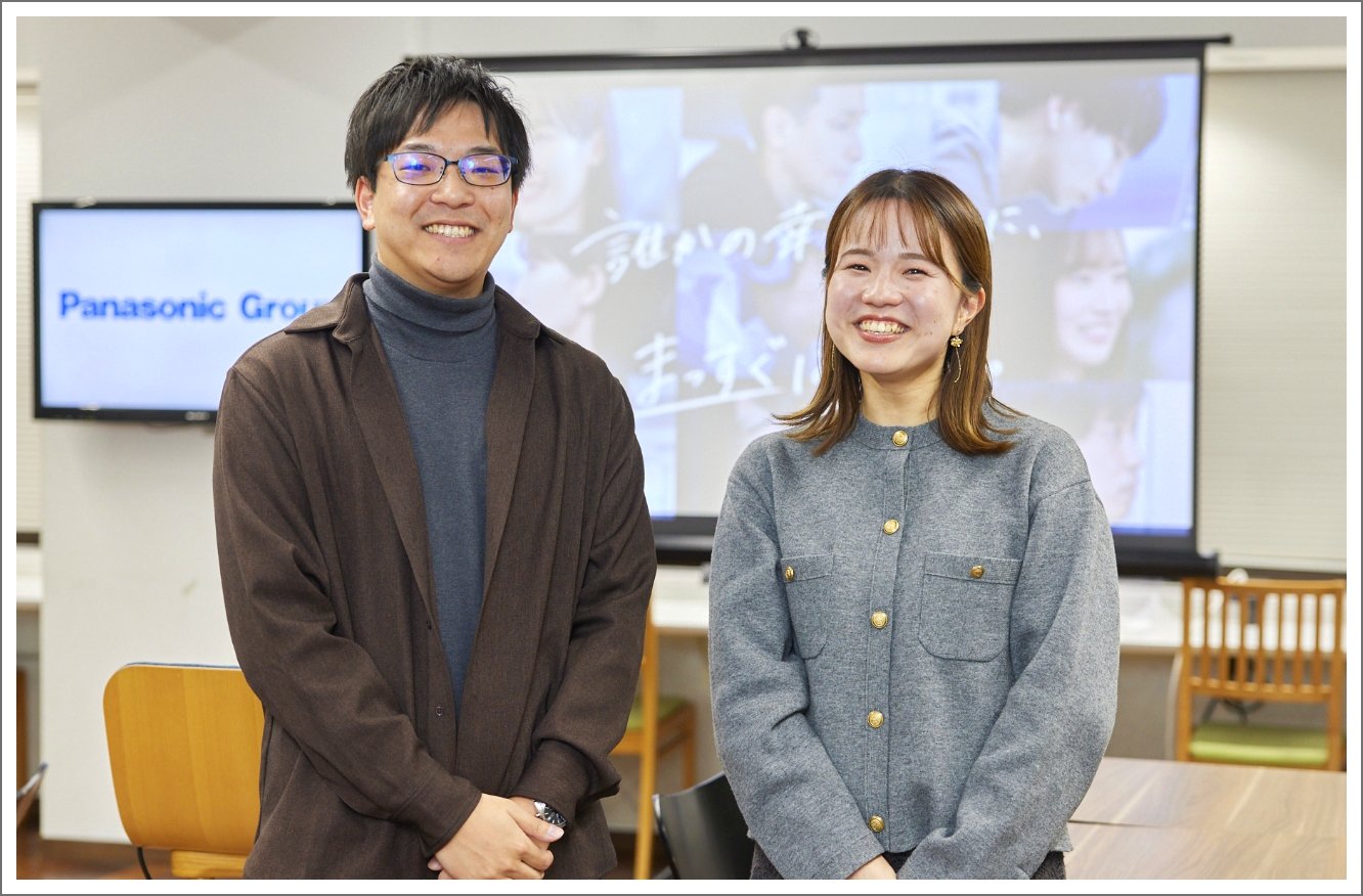 パナソニックグループ キャリア教育担当 山口さんと山成さんの笑顔の写真