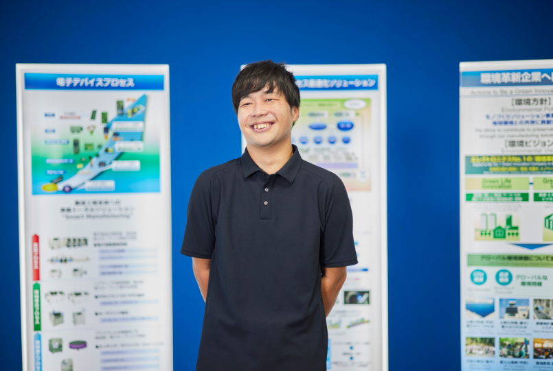 笑顔で話す門田さん